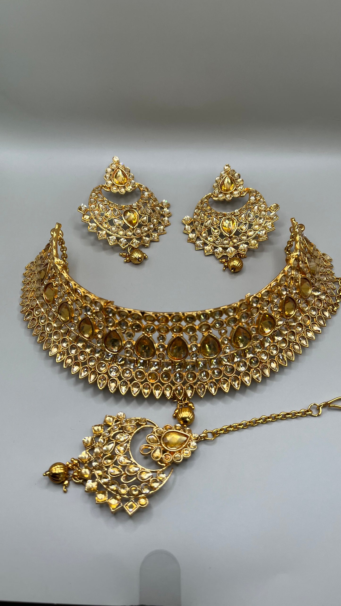 Parure et bijoux de tête