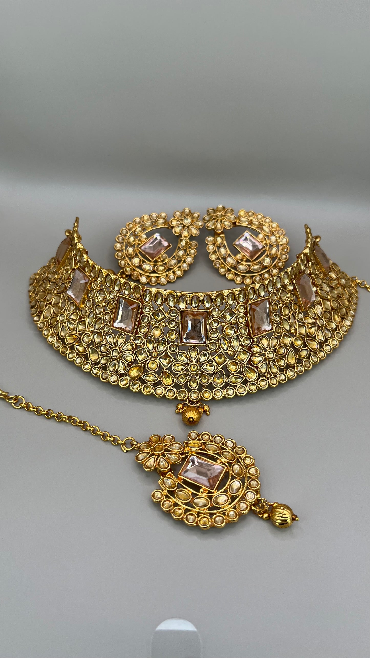 Parure et bijoux de tête