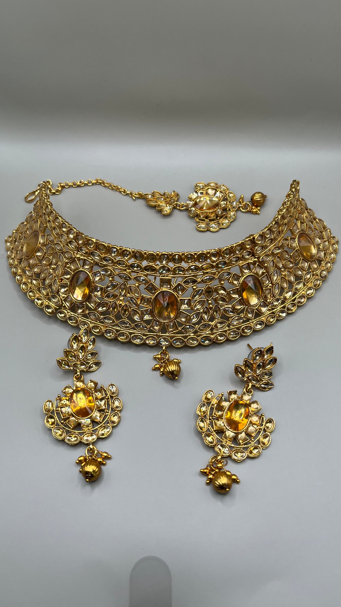 Parure et bijoux de tête