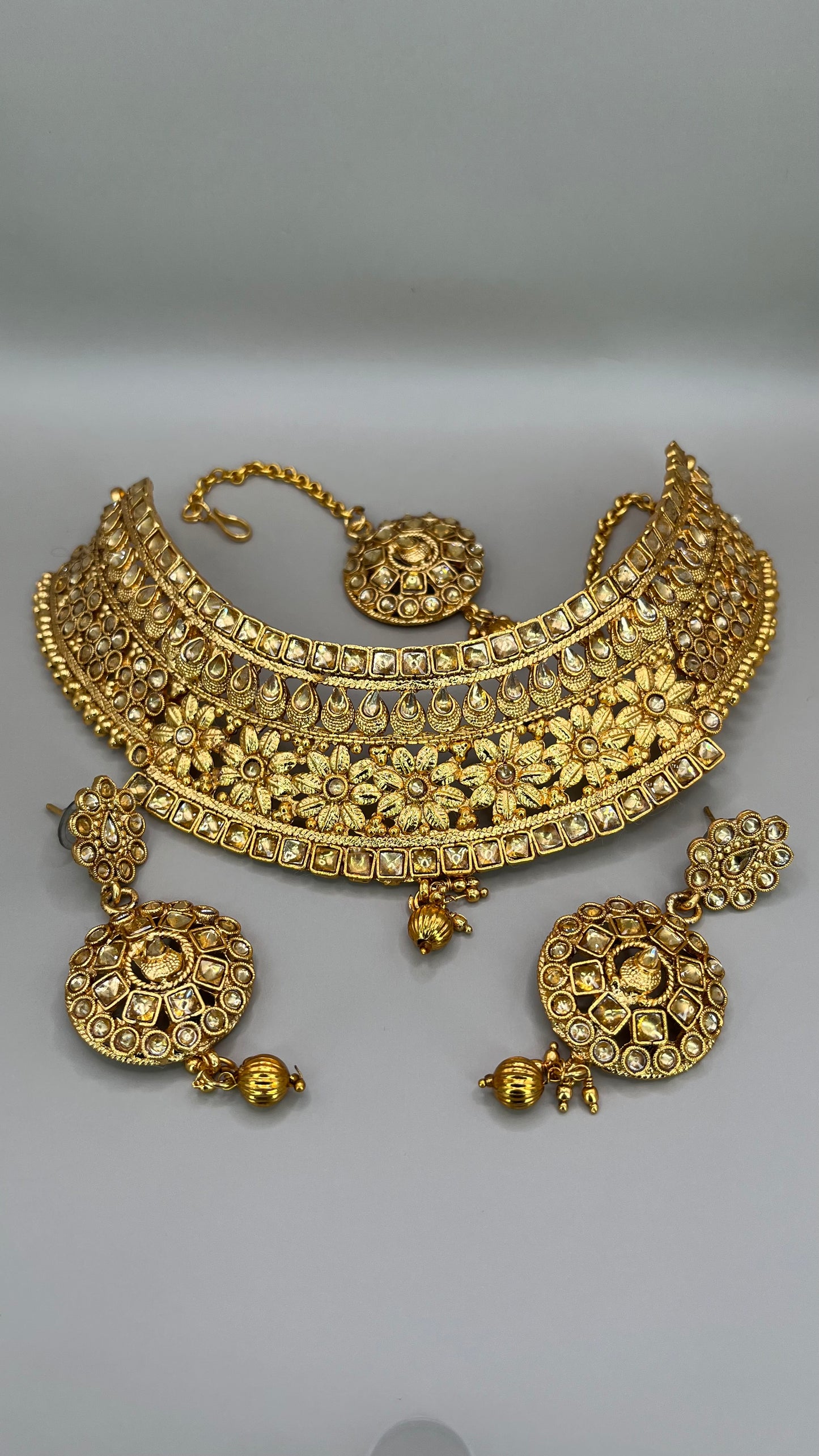 Parure et bijoux de tête
