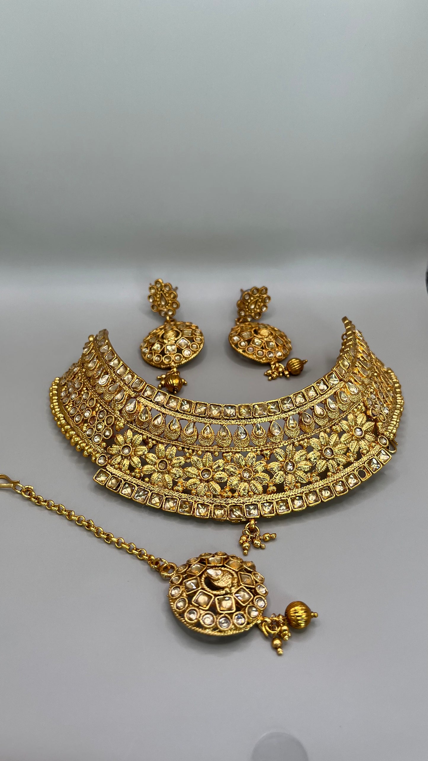 Parure et bijoux de tête