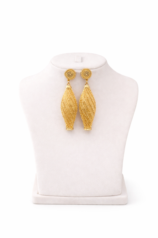 Boucles d’Oreilles Longues Dorées Élégantes – Design Chic & Raffiné Femme