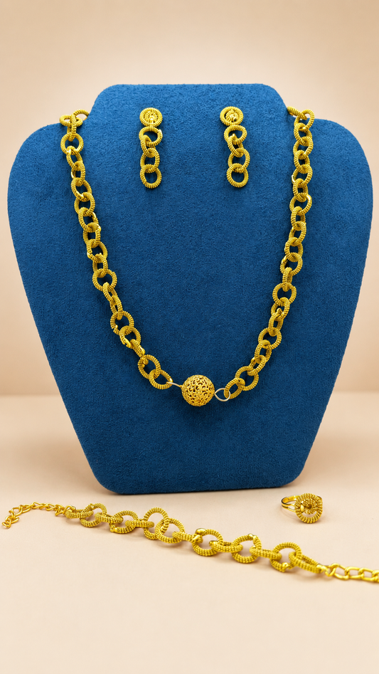 Parue avec bijoux de tête